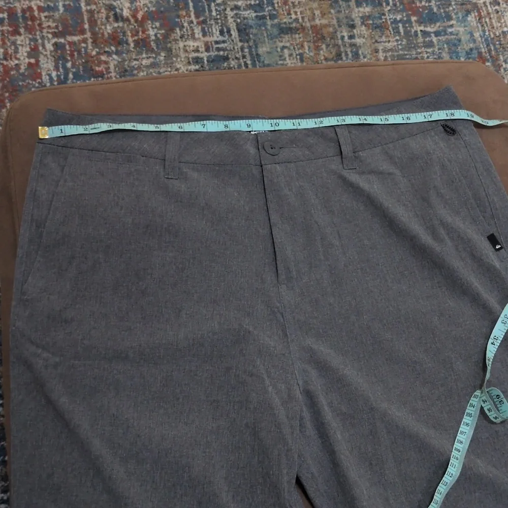 Quicksilver Union Heather Amphibian Shorts for the Water Size 36/20 Reg. Fit